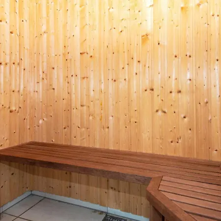 L Holiday home *